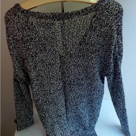 VOLCOM "Keepin Cozy Sweater" Open Weave Down Back - Picture 2 of 4